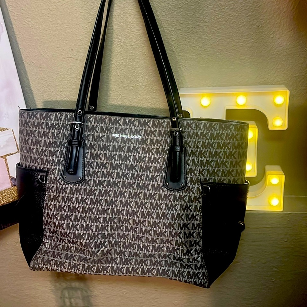 It’s been used for sure but still in great condition